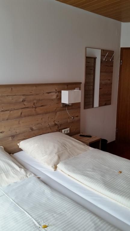 Hotel Alte Krone Tübingen Værelse billede
