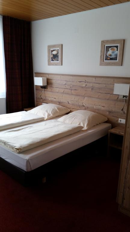 Hotel Alte Krone Tübingen Værelse billede
